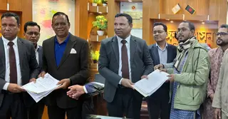 নোয়াখালীতে ৬ সংসদীয় আসনে ৬২ প্রার্থীর মনোনয়নপত্র জমা